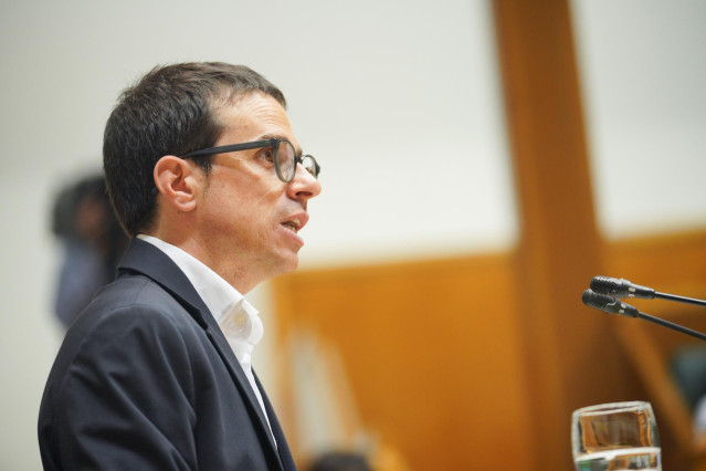 Archivo - Pello Otxandiano, interviene en el Parlamento Vasco en Vitoria-Gasteiz