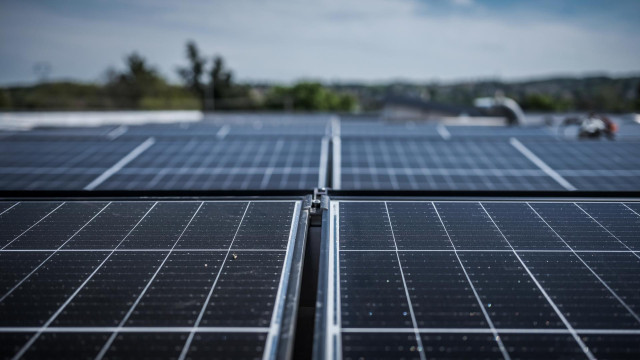 Greenvolt Next impulsa la independencia energética de Comansa con la ampliación de su instalación fotovoltaica.