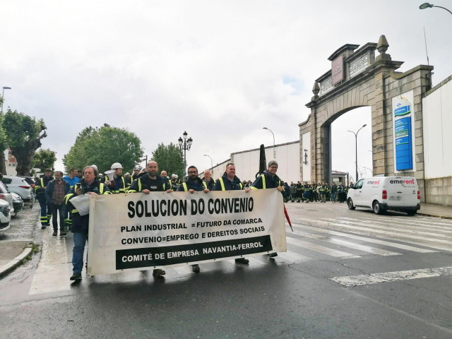 Archivo - Los trabajadores de Navantia se manifiestan por las calles de Ferrol para criticar la actitud del Ministerio de Hacienda