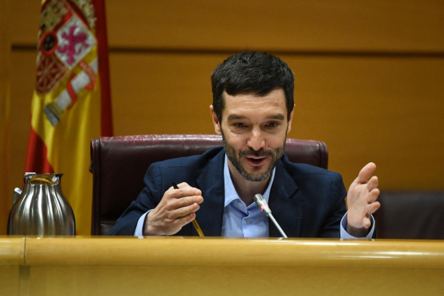 Archivo - El ministro de Derechos Sociales, Consumo y Agenda 2030, Pablo Bustinduy