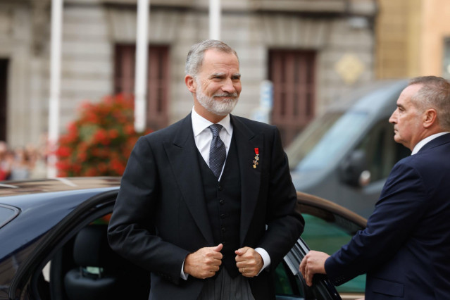 El Rey Felipe VI a su llegada a la apertura del curso académico de las Reales Academias en la Real Academia de Ciencias Morales y Políticas, a 14 de octubre de 2024, en Madrid (España).