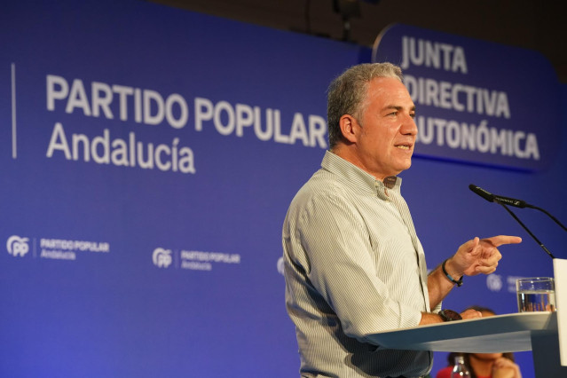 El vicesecretario de Coordinación Autonómica y Local del PP, Elías Bendodo exige peticiones a Yolanda Díaz y a Pablo Iglesias por la dimisión de Iñigo Errejón y les acusa de 