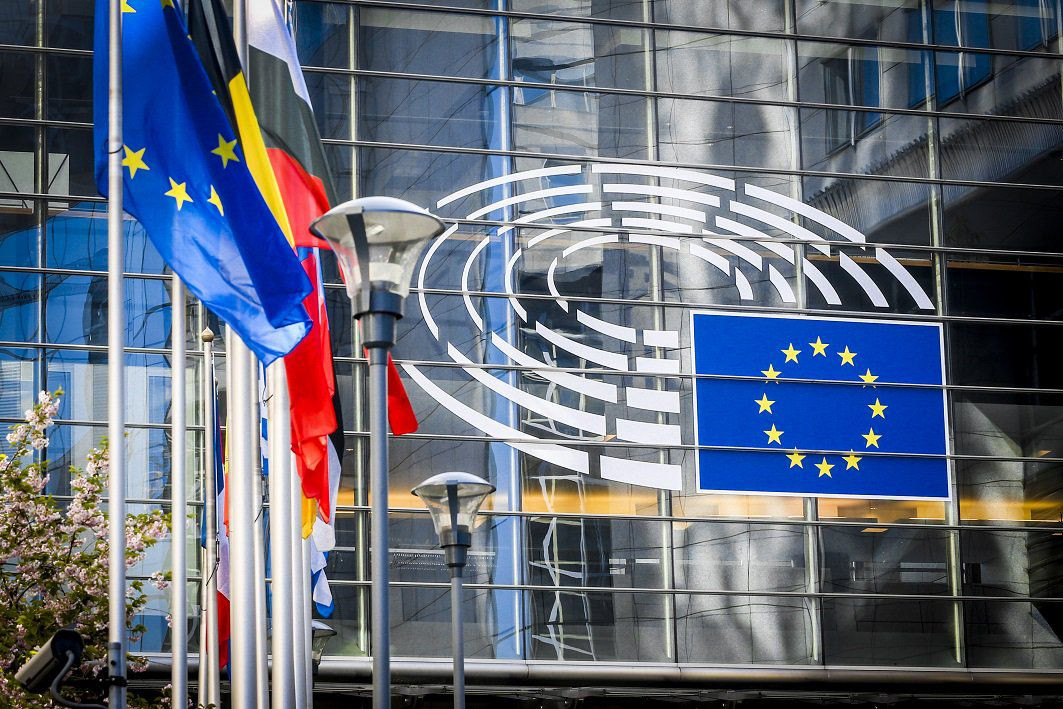 Archivo - Bruselas ve "importantes diferencias" con Pekín, pero seguirá negociando una solución para el coche eléctrico.