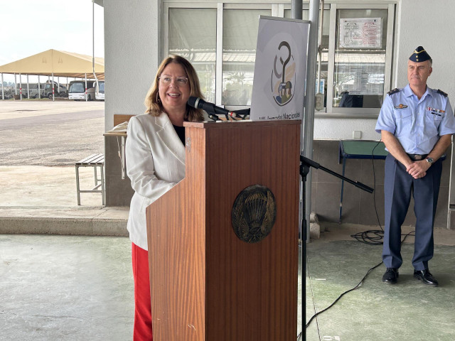 La presidenta de la Asamblea Regional, Visitación Martínez, clausura las VII Jornadas Nacionales de Comunicación y Defensa