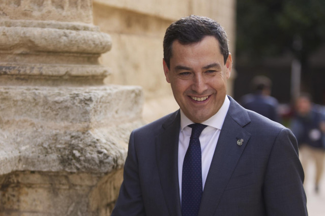 Archivo - El presidente de la Junta de Andalucía, Juanma Moreno, en una imagen de archivo.