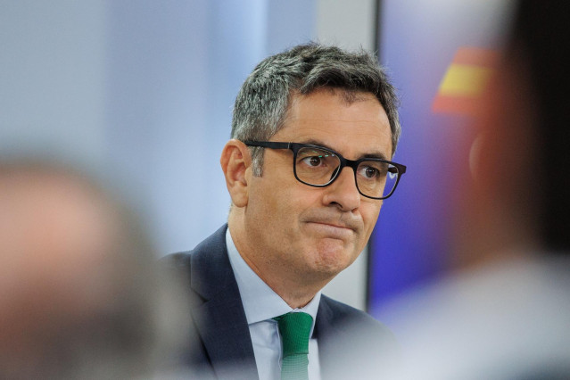 Archivo - El ministro de la Presidencia, Justicia y Relaciones con las Cortes, Félix Bolaños, durante una rueda de prensa posterior a la Reunión del Consejo de Ministros, en el Palacio de La Moncloa, a 17 de septiembre de 2024, en Madrid (España).