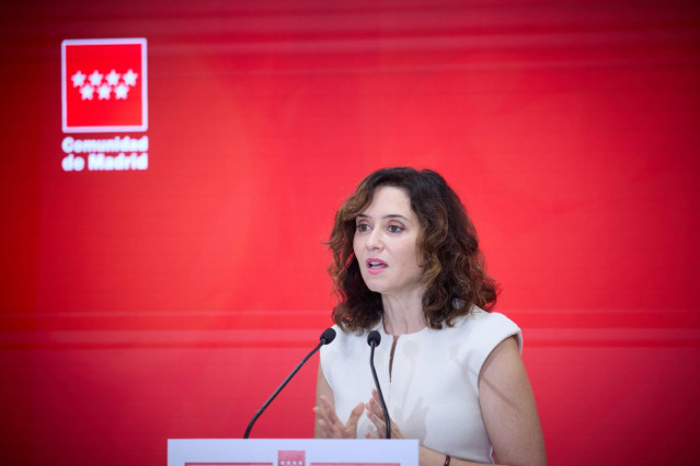 La presidenta de la comunidad de Madrid, Isabel Díaz Ayuso, durante la inauguración de Digitaliza Madrid, en el Centro de Innovación Digitaliza, a 24 de octubre de 2024, en Madrid (España).