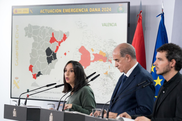 La directora de la Guardia Civil, Mercedes González, durante su comparecencia ante los medios de comunicación en el Palacio de la Moncloa
