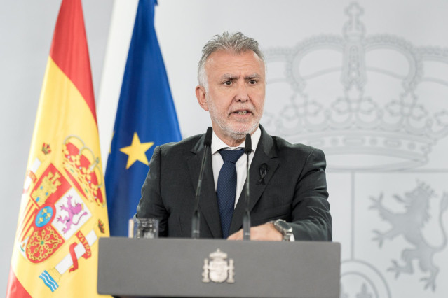 El ministro de Política Territorial y Memoria Democrática, Ángel Víctor Torres