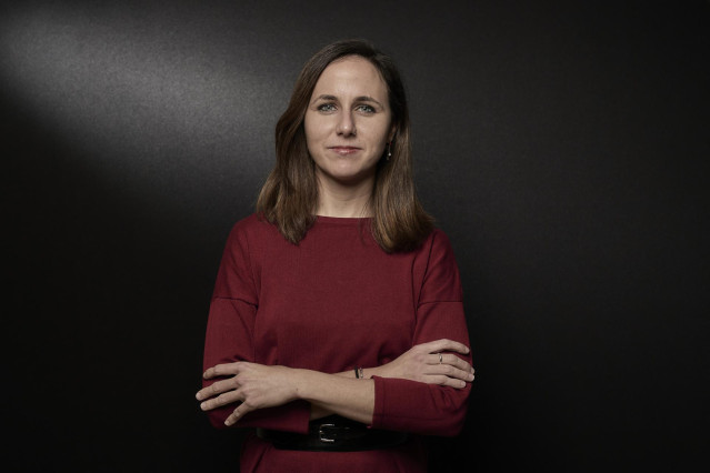 Archivo - La exministra de Derechos Sociales y Agenda 2030 y secretaria general de Podemos, Ione Belarra, posa para Europa Press, a 26 de noviembre de 2021, en Madrid, (España).