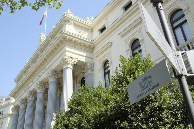 Archivo - Fotos de recurso del Palacio de la Bolsa de Madrid