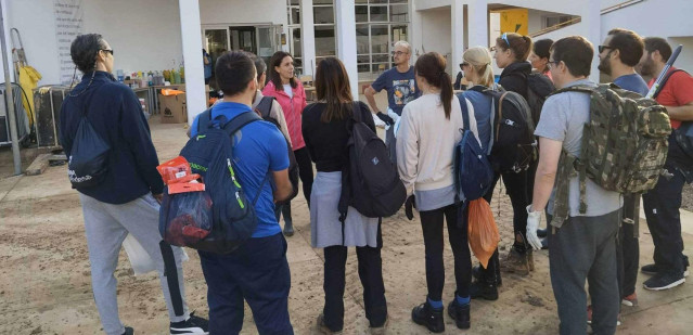 Voluntarios de Endesa para ayudar en los efectos por la DANA