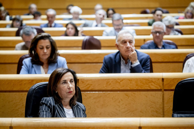 La ministra de defensa, Margarita Robles, durante el pleno del senado, a 13 de noviembre de 2024, en Madrid (España). El motivo de su comparecencia, a petición propia, es para dar cuenta de su gestión en relación con la gestión de la DANA.