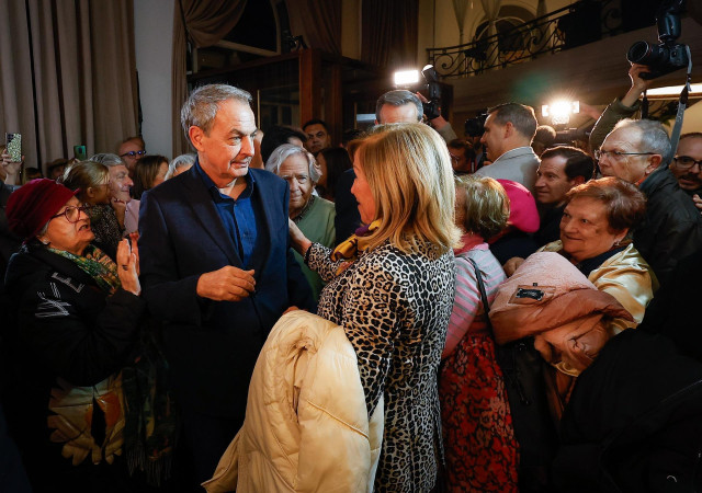 Zapatero, en un acto en la capital burgalesa, ensalza el 