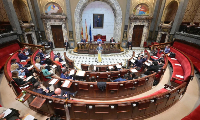 Imagen de archivo del pleno del Ayuntamiento de València.