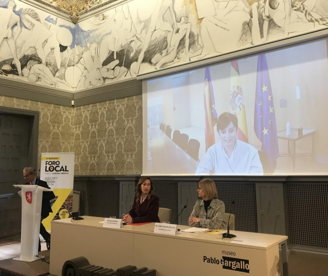 La ministra de Vivienda y Agenda Urbana, Isabel Rodríguez, ha intervenido desde Valencia, por vía telemática, en la inauguración del IV Foro Local para la Agenda Urbana, que se ha celebrado en Zaragoza