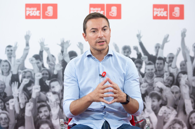 Archivo - El secretario general del PSOE-M, Juan Lobato, durante una entrevista para Europa Press, en la sede del PSOE de Madrid, a 12 de julio de 2024, en Madrid (España).