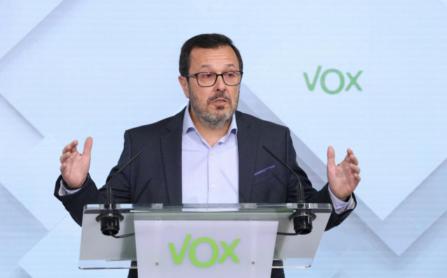 Archivo - El portavoz de VOX, José Antonio Fúster,  durante una rueda de prensa posterior al Comité Ejecutivo Nacional de VOX, a 9 de septiembre de 2024, en Madrid (España).