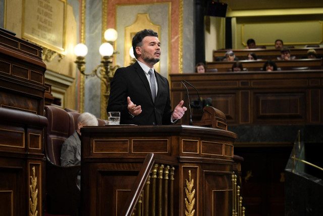 El portavoz del grupo parlamentario Republicano en el congreso, Gabriel Rufián, durante el Pleno del Congreso, a 13 de noviembre de 2024, en Madrid (España).