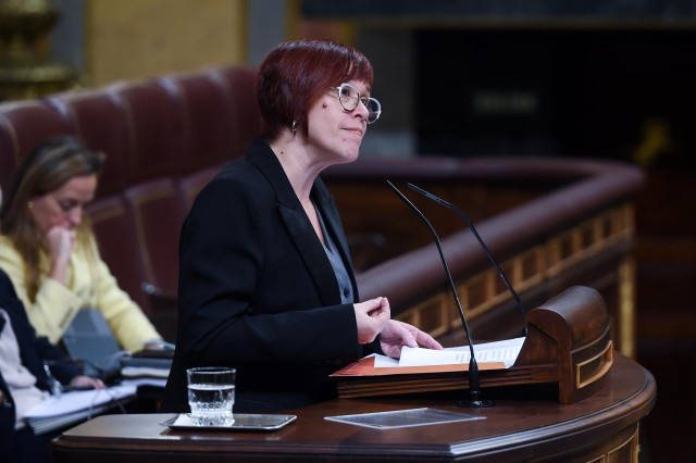 La portavoz de Compromís en el Congreso, Águeda Micó, durante un pleno en el Congreso de los Diputados, a 29 de octubre de 2024, en Madrid (España).