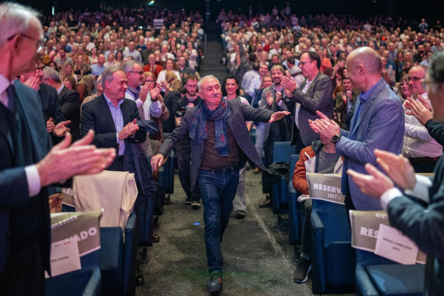 El secretario general de UGT, Pepe Álvarez, a su llegada a la clausura del Congreso Confederal de UGT, a 27 de noviembre de 2024, en Barcelona, Cataluña (España). El congreso ha abordado la reducción de la jornada laboral y el acceso a la vivienda, entre