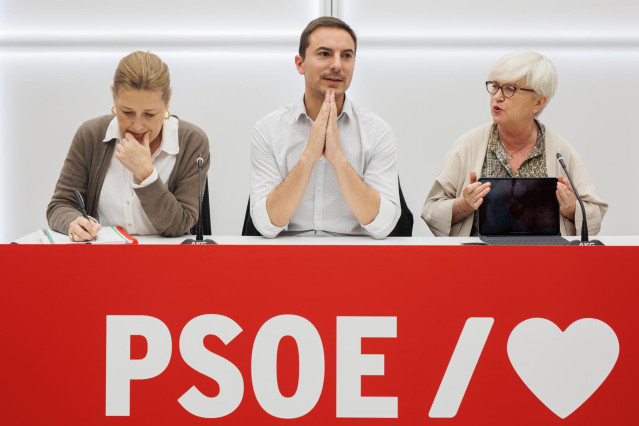 Archivo - Imagen de recurso de la exsecretaria de Organización del PSOE-M Marta Bernardo, el exsecretario general del PSOE-M  Juan Lobato y la expresidenta del PSOE-M Isaura Leal