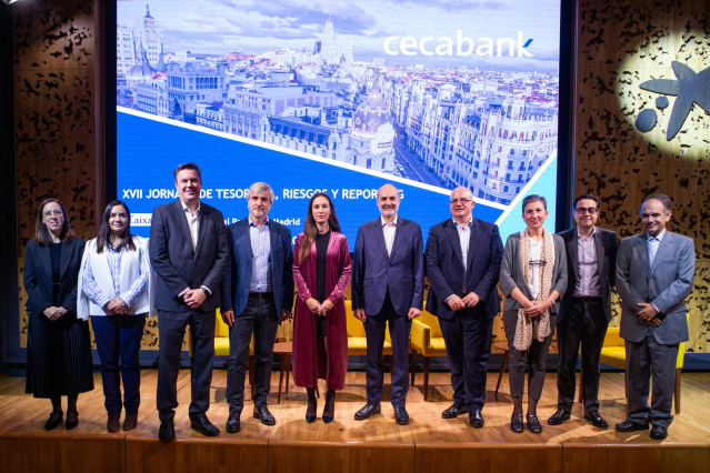 Más de 150 profesionales de la banca debaten sobre inversión de impacto, plataformas de tesorería y riesgos