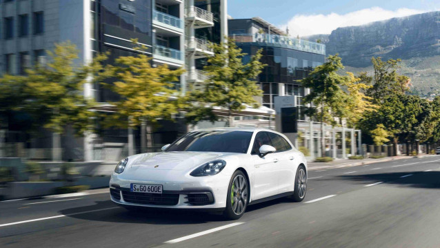 Archivo - Porsche Ibérica gano 9,74 millones de euros en 2023, un 4,5% ante una disminuición de su cuota de mercado.