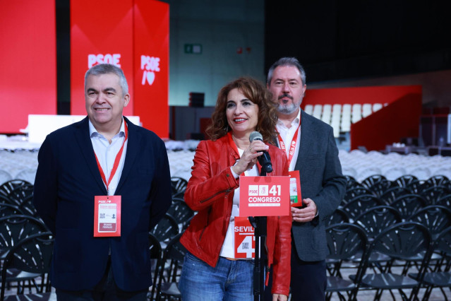 Declaraciones de la vicesecretaria general del PSOE, María Jesús Montero, el secretario de organización de los socialistas, Santos Cerdán, y el líder del PSOE-A, Juan Espadas.