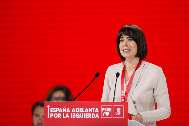 La ministra de Universidades, Diana Morant, durante la inauguración del 41º Congreso Federal del PSOE en el Palacio de Congresos y Exposiciones, a 30 de noviembre de 2024 en Sevilla.