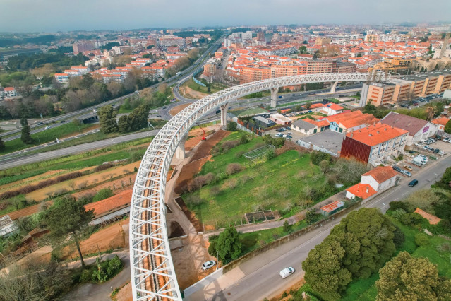 Archivo - Obra de Ferrovial para el metro de Oporto