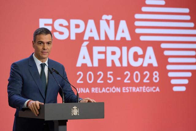 El presidente del Gobierno, Pedro Sánchez, interviene durante el acto de presentación de la Estrategia España-África 2025-2028, en el Complejo de La Moncloa, a 5 de noviembre de 2024, en Madrid (España).