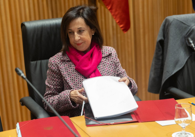 La ministra de Defensa, Margarita Robles, comparece en la Comisión Mixta de Seguridad Nacional, en el Congreso de los Diputados, a 10 de diciembre de 2024, en Madrid (España).