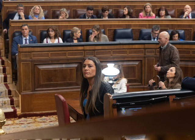 La portavoz de Junts en el Congreso, Miriam Nogueras, tras intervenir durante una sesión plenaria, en el Congreso de los Diputados, a 27 de noviembre de 2024, en Madrid (España). El presidente del Ejecutivo y el presidente del PP, afrontan su primer cara