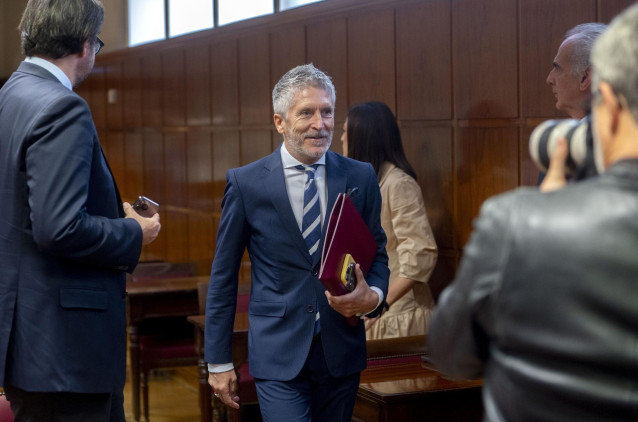 Archivo - El ministro del Interior, Fernando Grande-Marlaska, a su llegada a comparecer en la Comisión de Investigación sobre el ‘caso Koldo’