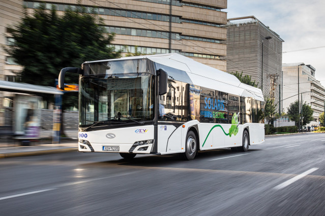 Archivo - Economía/Empresas.- Solaris (Grupo CAF) entregará 105 autobuses eléctricos más en Milán (Italia)