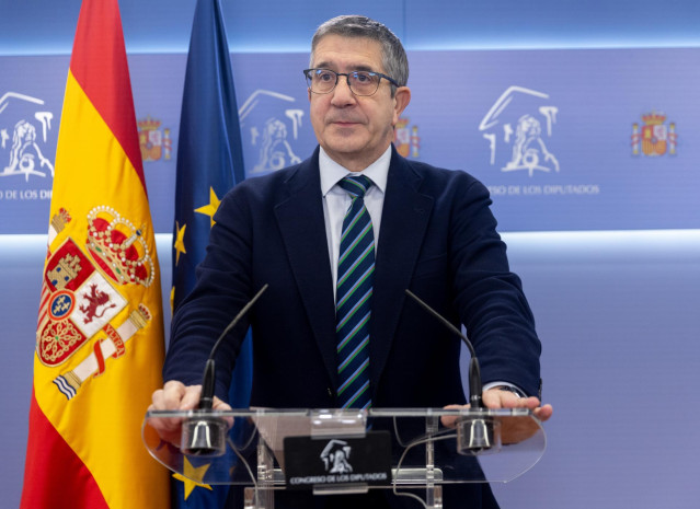 El portavoz del PSOE en el Congreso, Patxi López, en el Congreso de los Diputados, a 10 de diciembre de 2024, en Madrid (España).