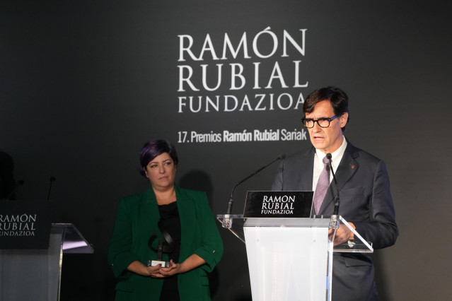 Salvador Illa en la entrega de los Premios de la Fundación Ramón Rubial 2024