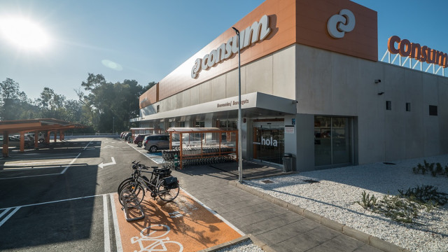 Archivo - Supermercado Consum
