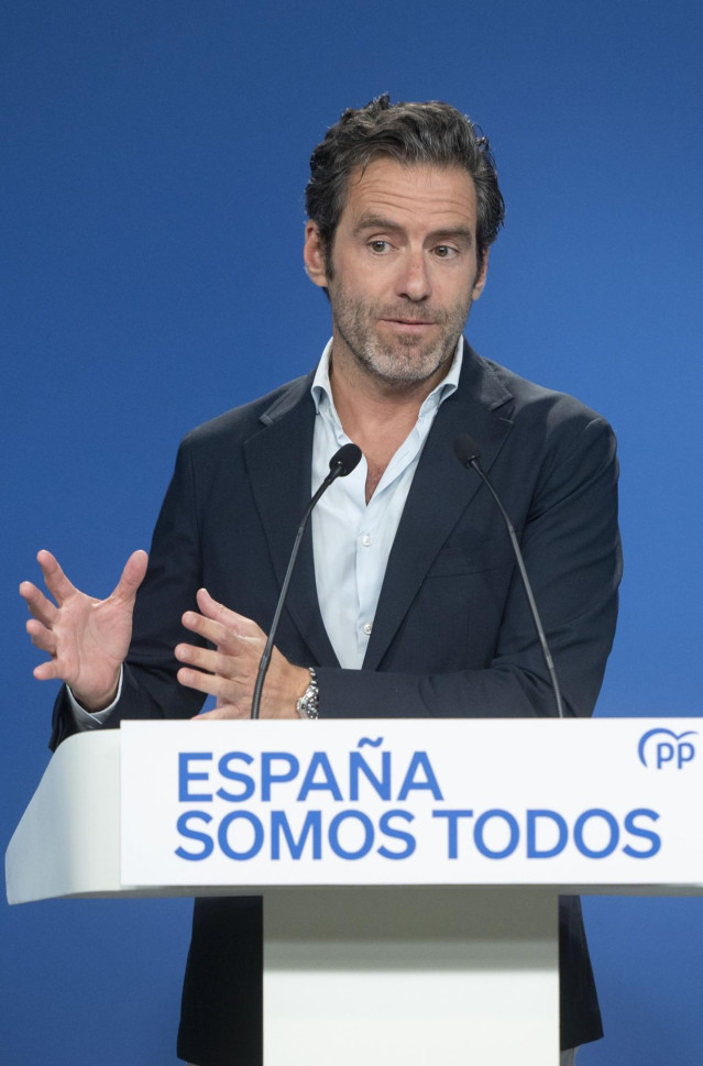 Archivo - El diputado nacional y portavoz del PP, Borja Sémper, durante una rueda de prensa tras la celebración del Comité de Dirección del Partido Popular en la sede nacional del partido, en Madrid (España).