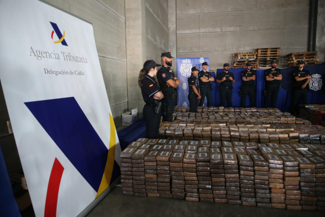 Archivo - Paquetes de cocaína intervenidos en Algeciras (Cádiz)
