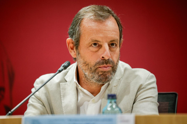 Archivo - El expresidente del FC Barcelona Sandro Rosell.
