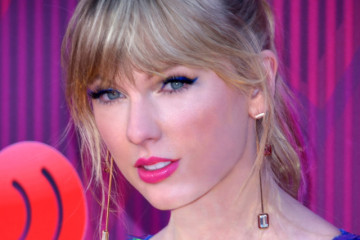 Taylor Swift 2  2019 by Glenn Francis cropped 2