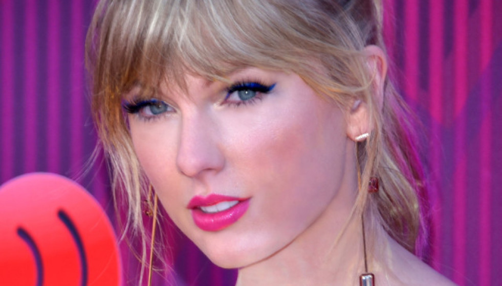 Taylor Swift 2  2019 by Glenn Francis cropped 2