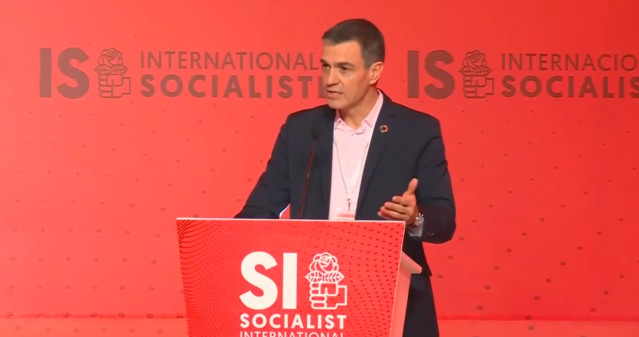 El presidente del Gobierno, Pedro Sánchez, durante la apertura de la cumbre mundial de la Internacional Socialista en Rabat, Marruecos. A 21 de diciembre de 2024.