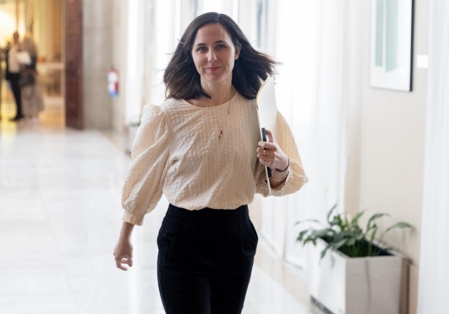 La secretaria general de Podemos, Ione Belarra, a su llegada a una reunión de la Junta de Portavoces, a 26 de noviembre de 2024, en Madrid (España).