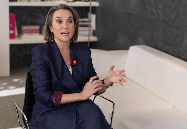 La secretaria general del PP, Cuca Gamarra, durante una entrevista concedida a Europa Press en la seden nacional del PP.