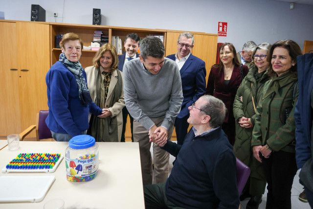 Mazón asegura que la lista de espera de dependencia se ha reducido un 30% en el último año.