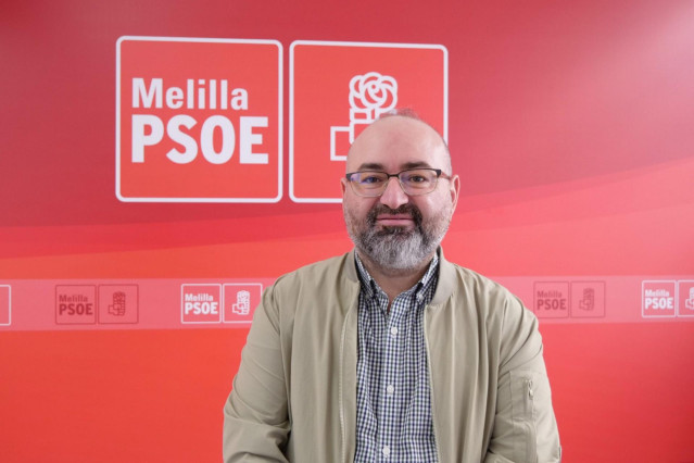 El portavoz del PSOE de Melilla, Rafael Robles