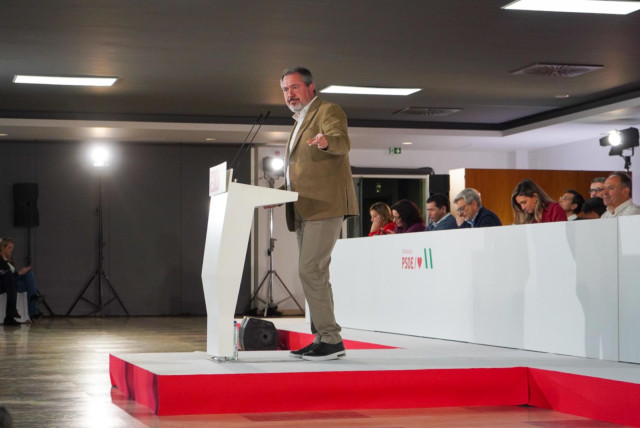 El secretario general del PSOE de Andalucía, Juan Espadas interviene en el Comité Director del partido. A 20 de diciembre de 2024, en Jaén, Andalucía (España). (Foto de archivo)